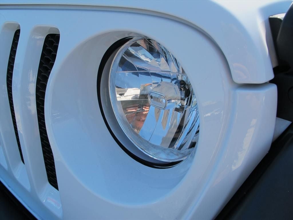 2022 Jeep Wrangler Sport