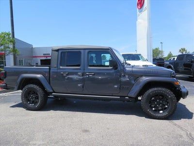 2023 Jeep Gladiator Willys