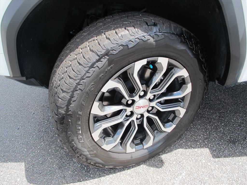 2025 GMC Canyon Denali
