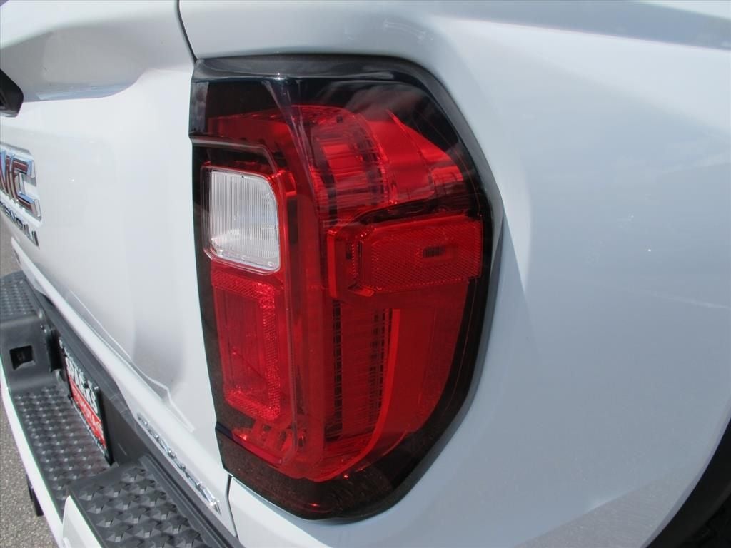 2025 GMC Canyon Denali
