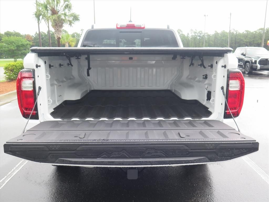 2024 GMC Canyon AT4