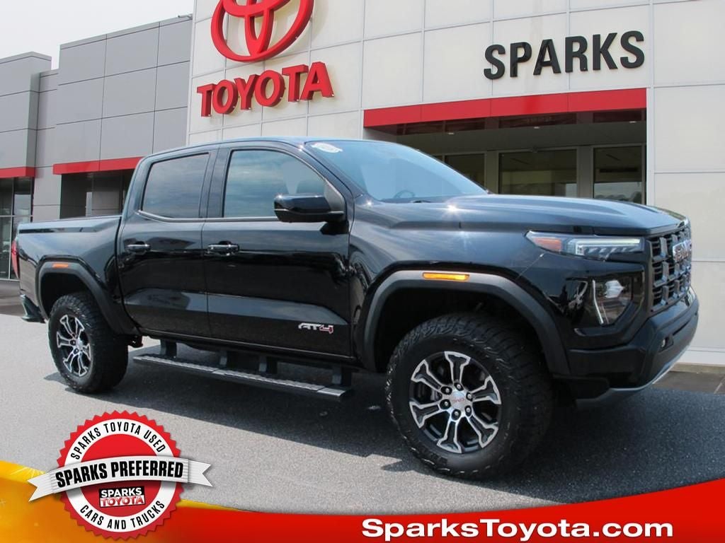 2023 GMC Canyon AT4
