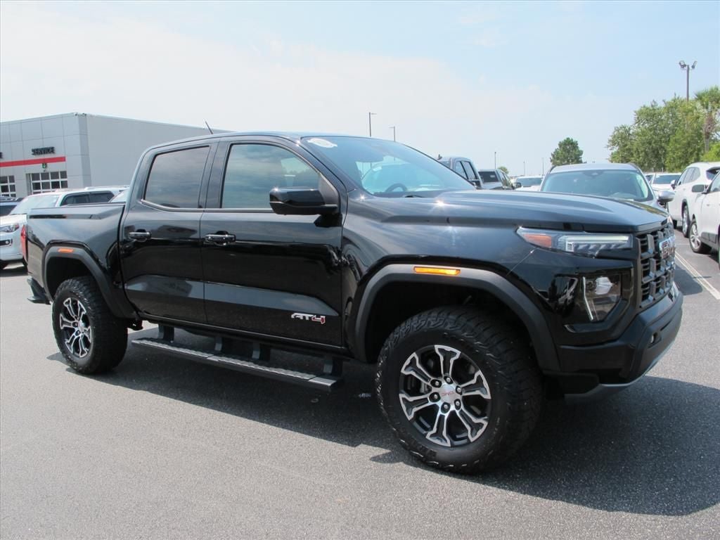 2023 GMC Canyon AT4