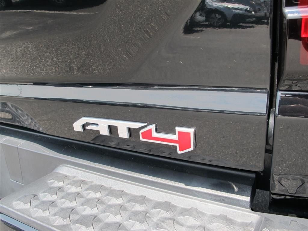 2023 GMC Canyon AT4