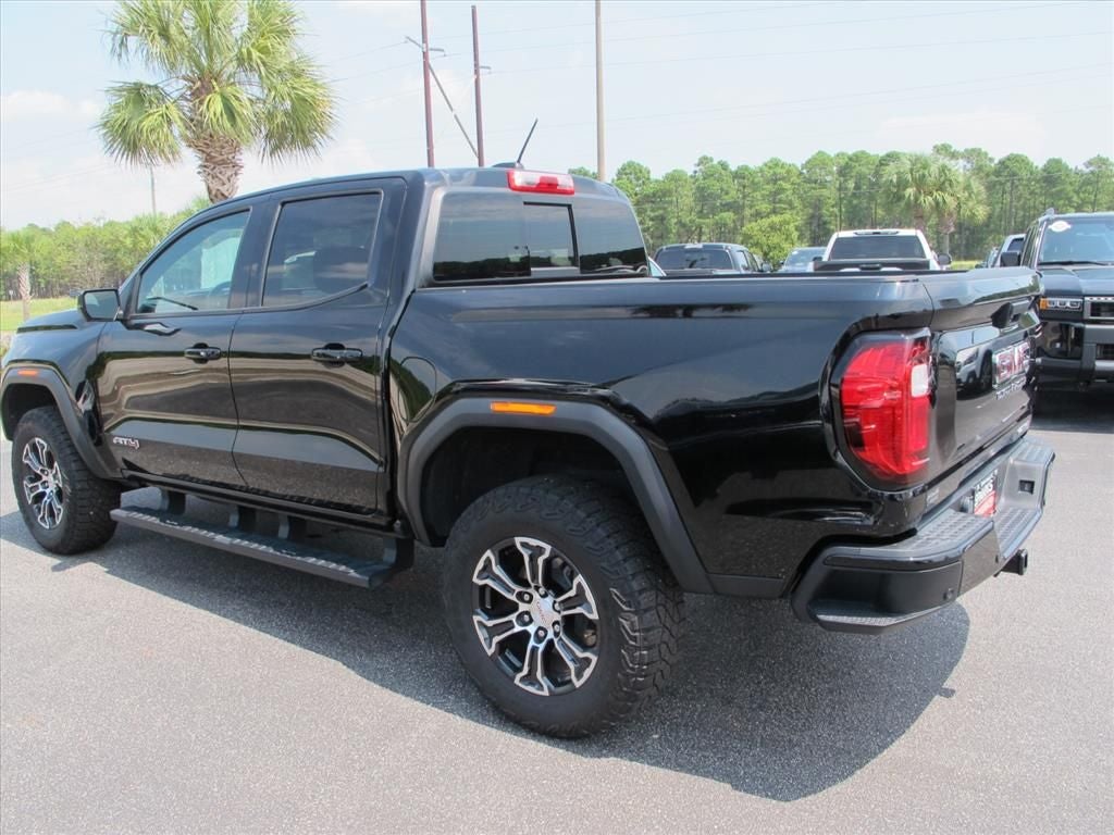 2023 GMC Canyon AT4