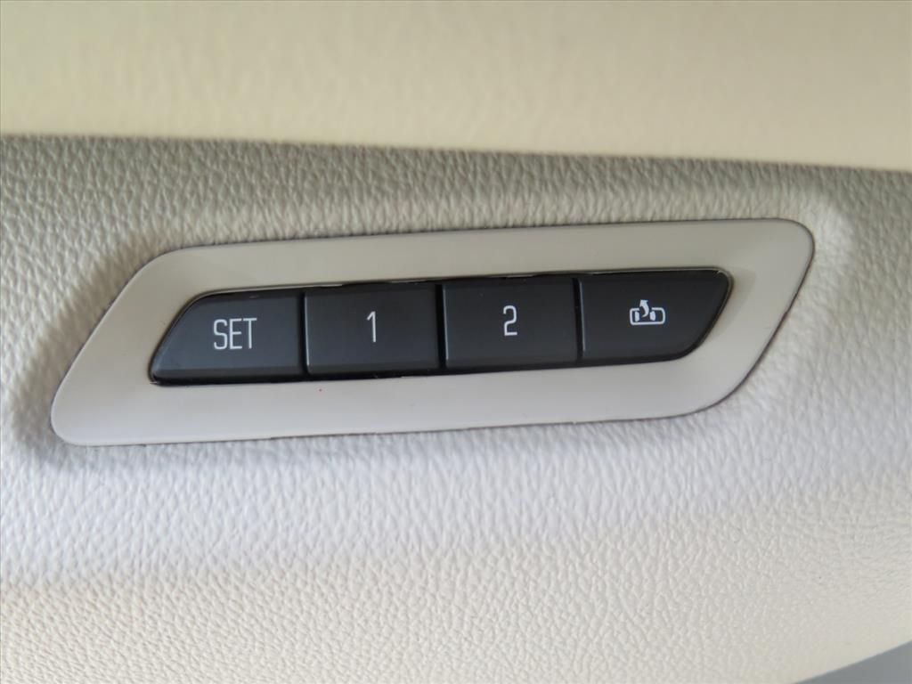 2016 Cadillac Escalade Premium