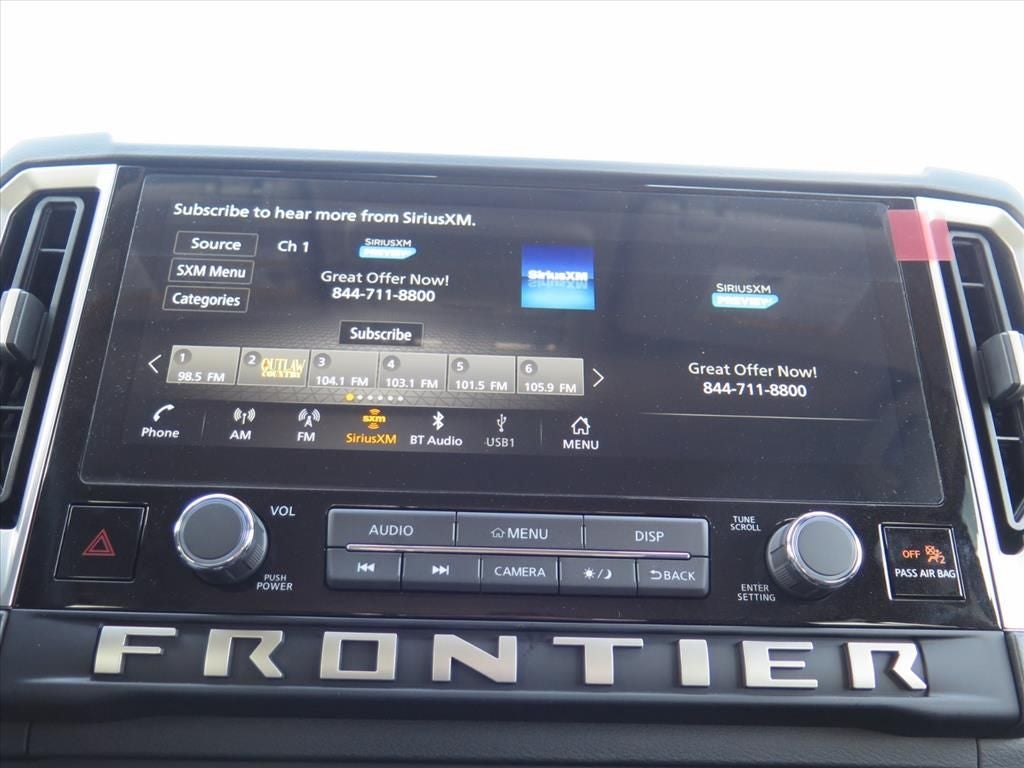 2025 Nissan Frontier SV