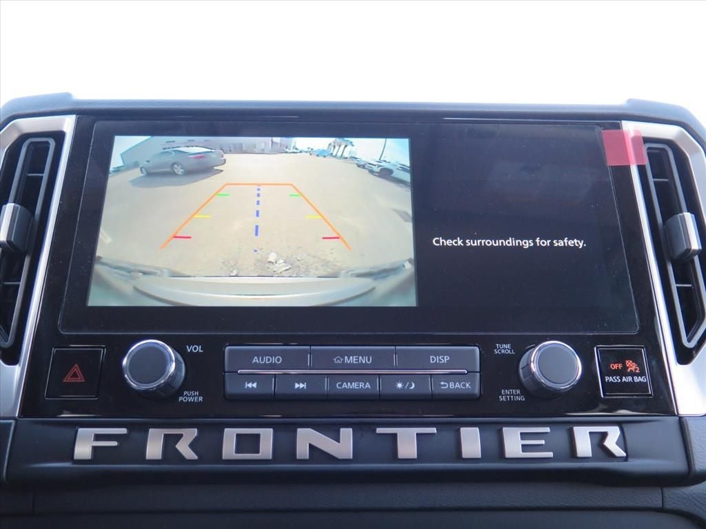 2025 Nissan Frontier SV