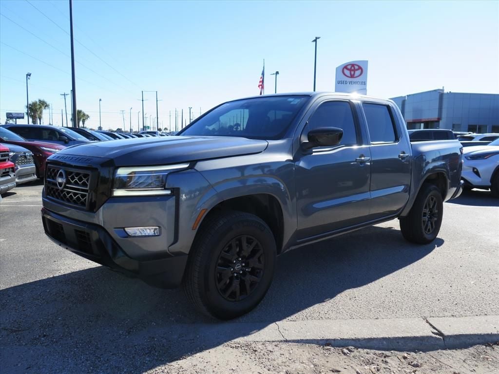 2023 Nissan Frontier SV
