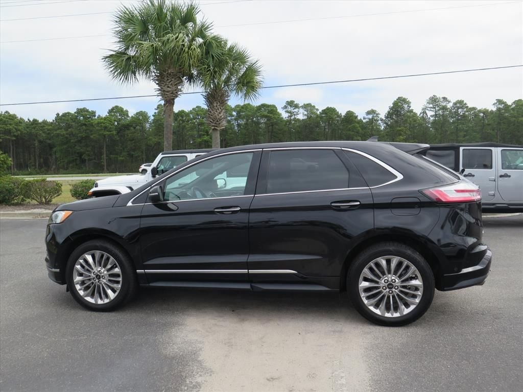 2022 Ford Edge Titanium
