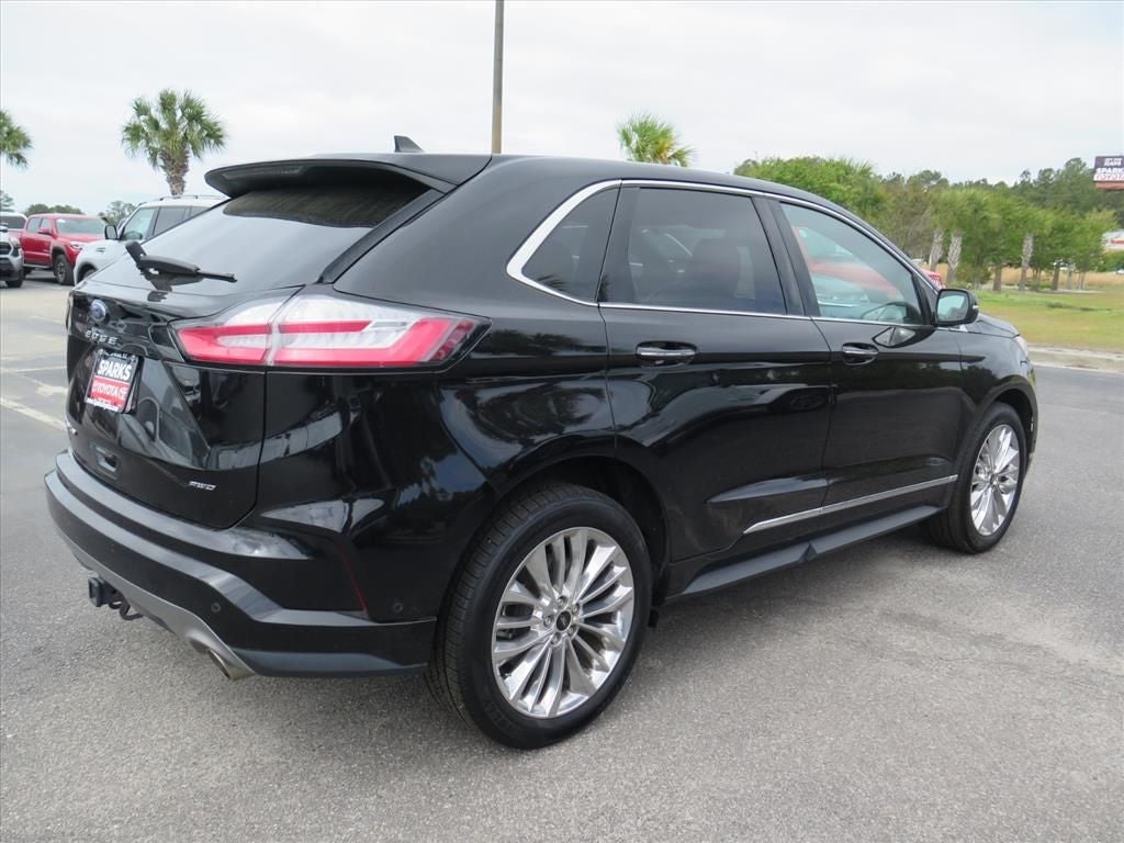 2022 Ford Edge Titanium