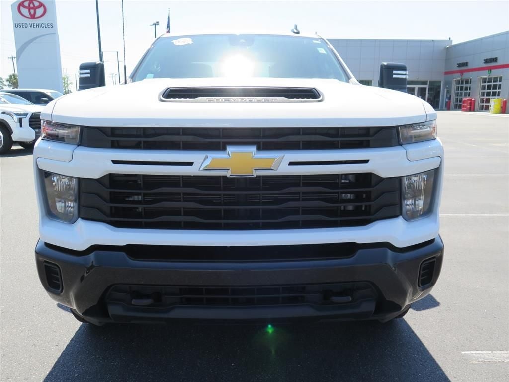2024 Chevrolet Silverado 2500HD Custom