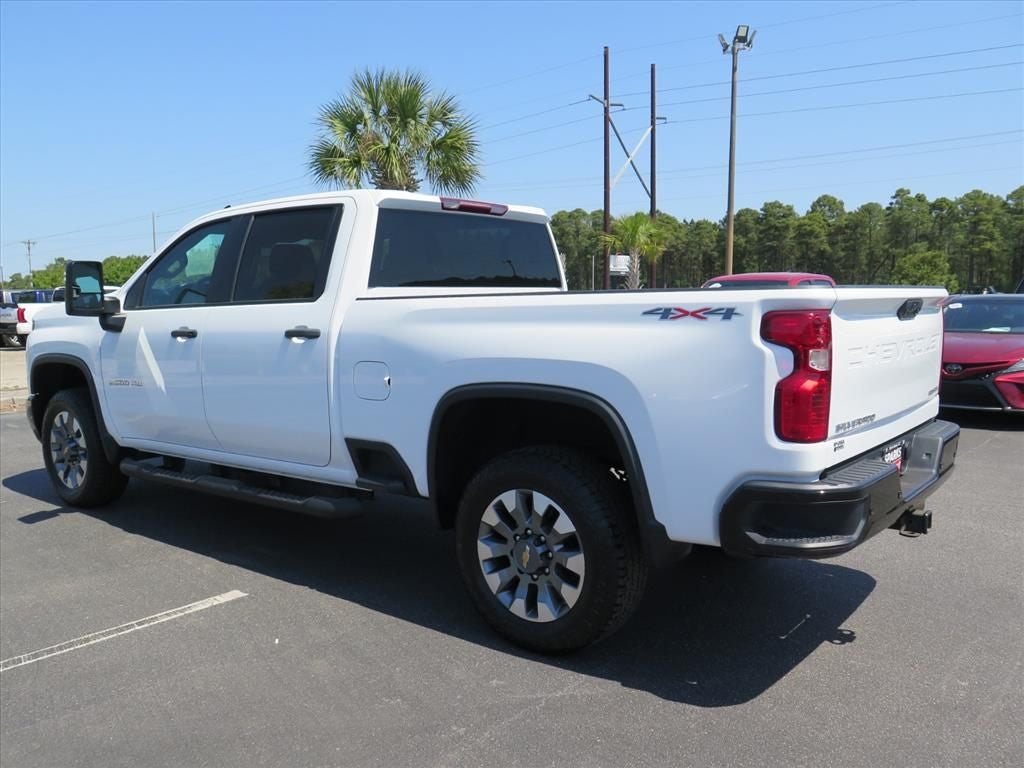 2024 Chevrolet Silverado 2500HD Custom