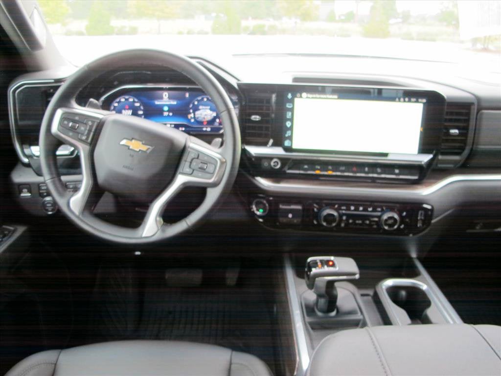 2025 Chevrolet Silverado 1500 LT LT1