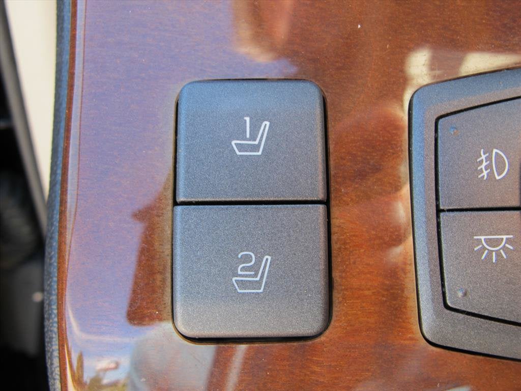 2013 Lincoln MKX Base