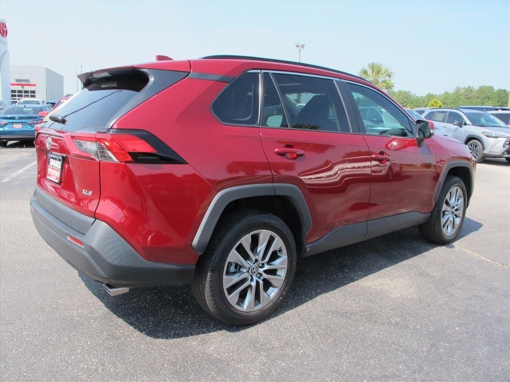2022 Toyota RAV4 XLE Premium