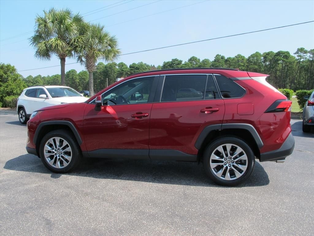 2022 Toyota RAV4 XLE Premium
