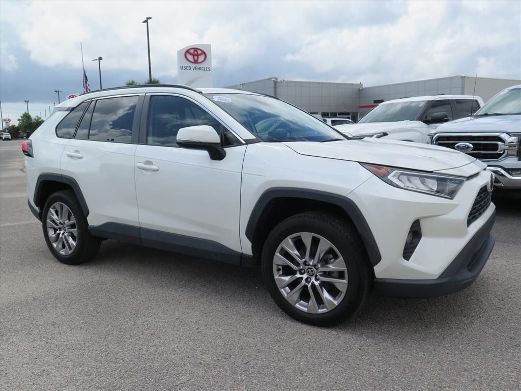 2021 Toyota RAV4 XLE Premium
