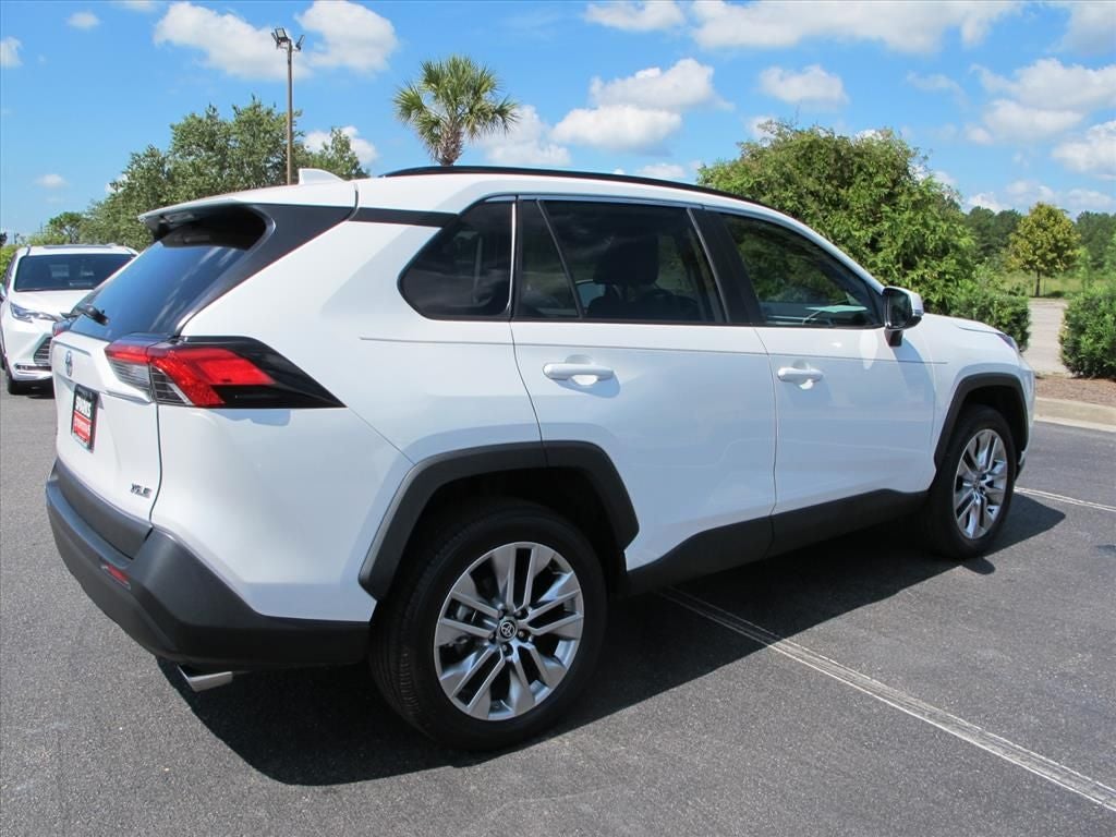 2023 Toyota RAV4 XLE Premium