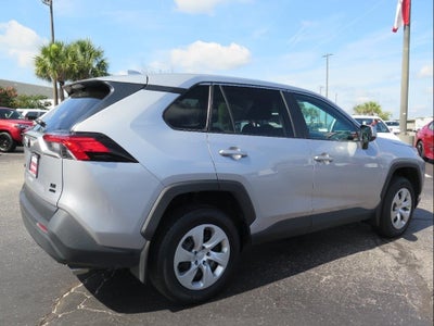 2022 Toyota RAV4 LE