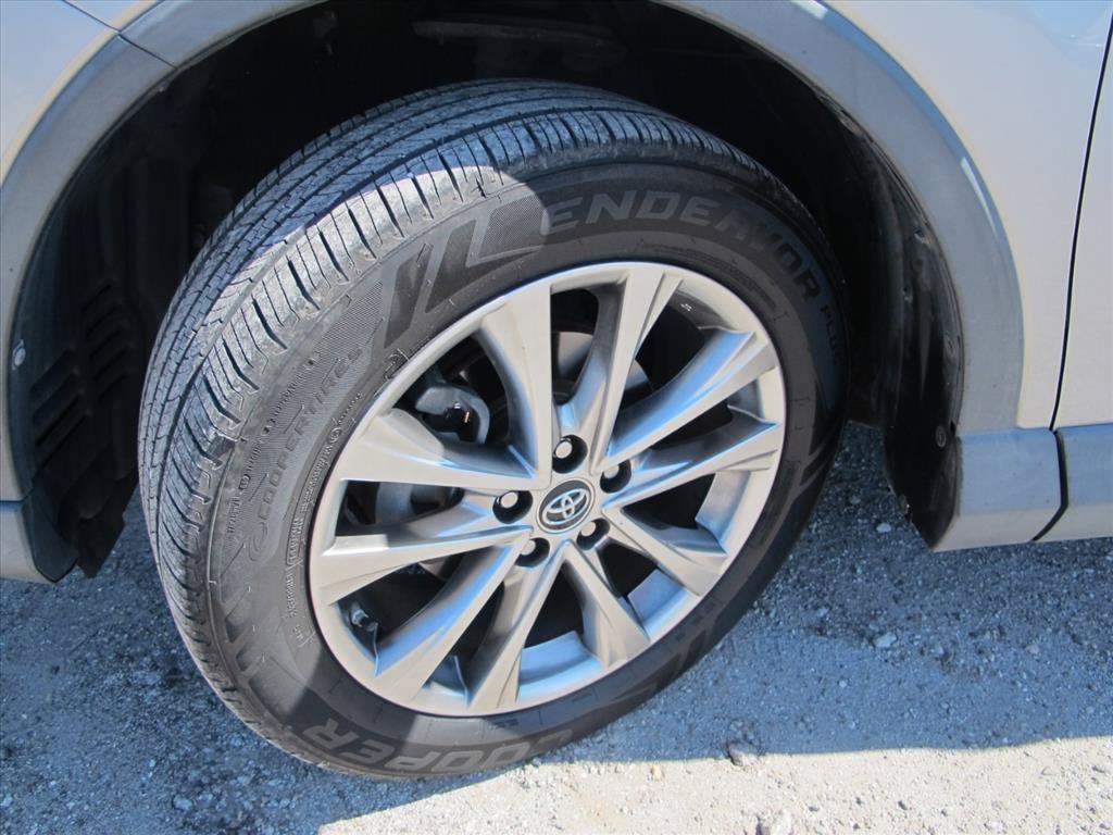 2017 Toyota RAV4 Limited