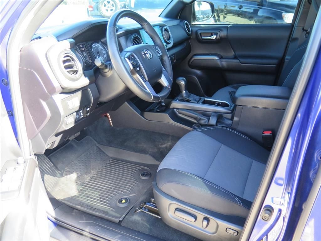 2022 Toyota Tacoma TRD Off-Road V6