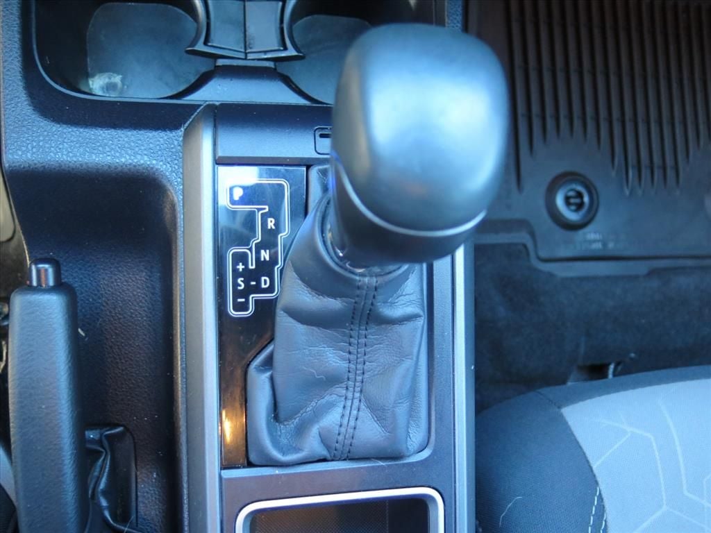 2022 Toyota Tacoma TRD Off-Road V6