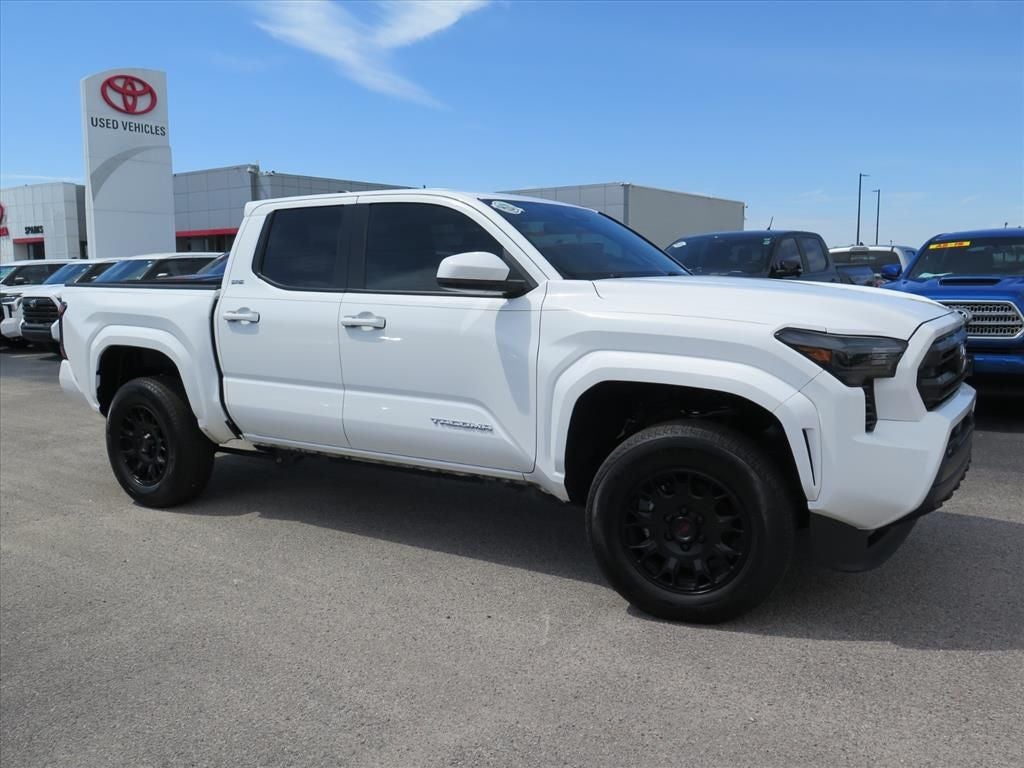 2025 Toyota Tacoma SR5