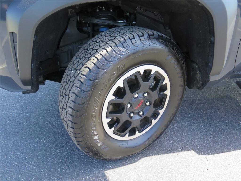 2025 Toyota Tacoma TRD Off-Road