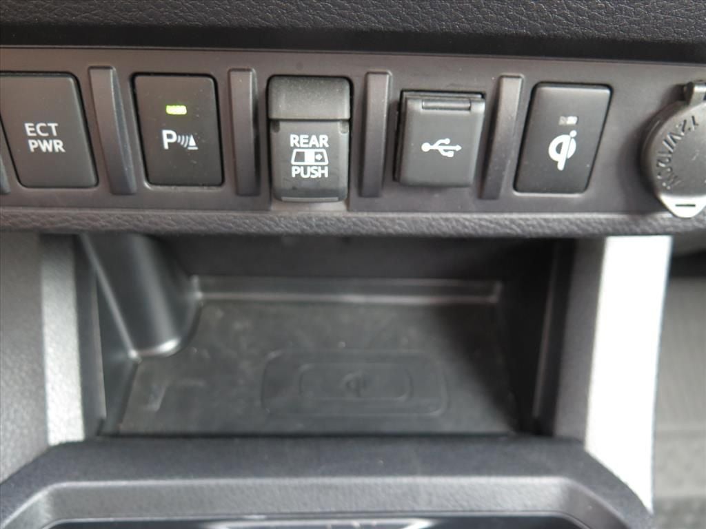 2022 Toyota Tacoma Limited V6