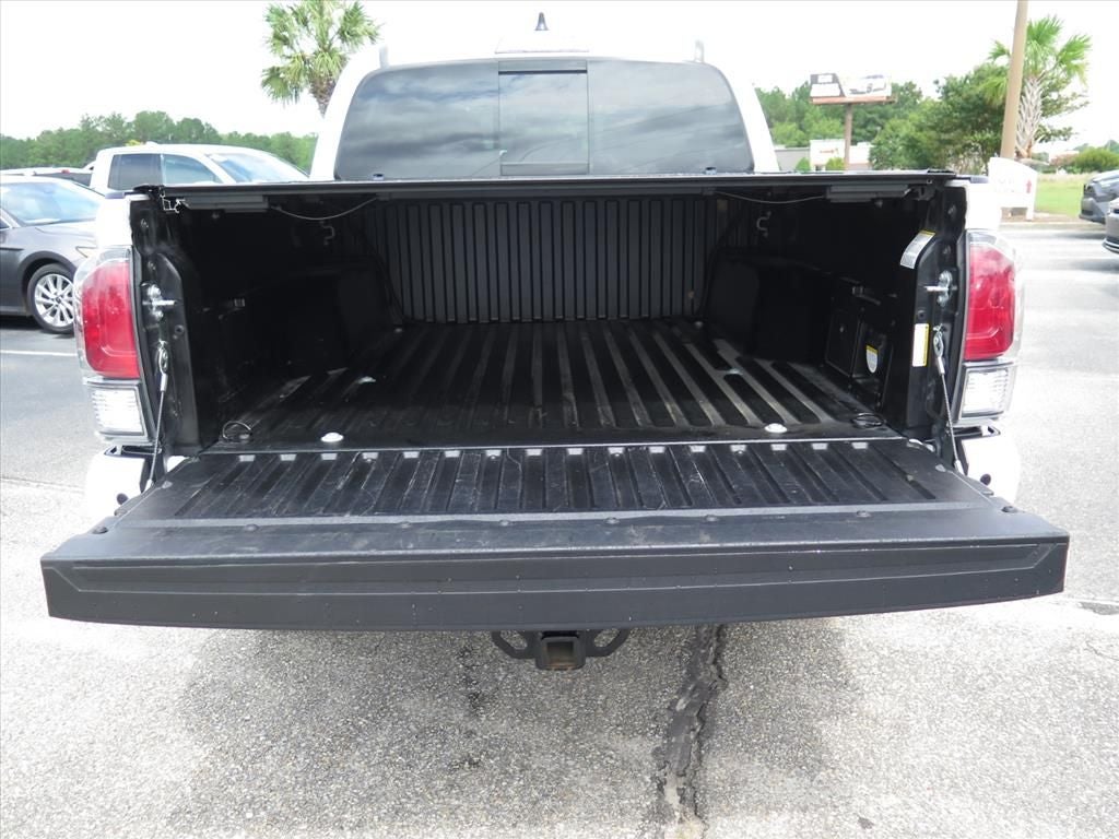 2022 Toyota Tacoma Limited V6