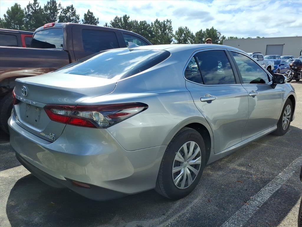 2022 Toyota Camry Hybrid LE