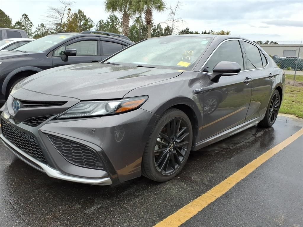 2021 Toyota Camry Hybrid XSE