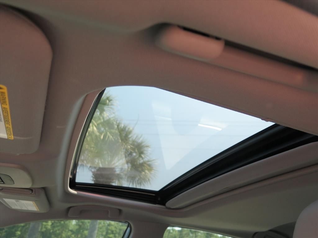 2022 Toyota Camry Hybrid XSE