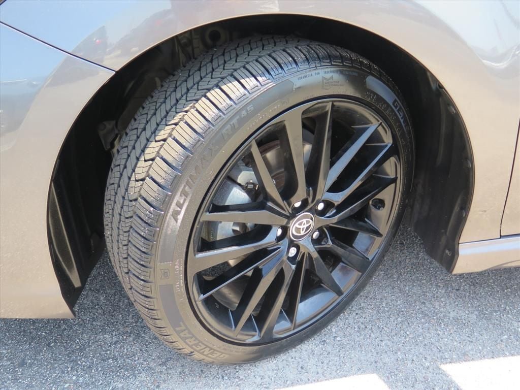 2022 Toyota Camry Hybrid XSE