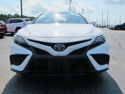 2024 Toyota Camry Hybrid SE