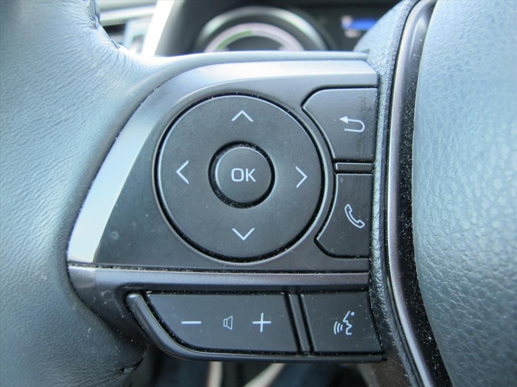 2024 Toyota Camry Hybrid SE