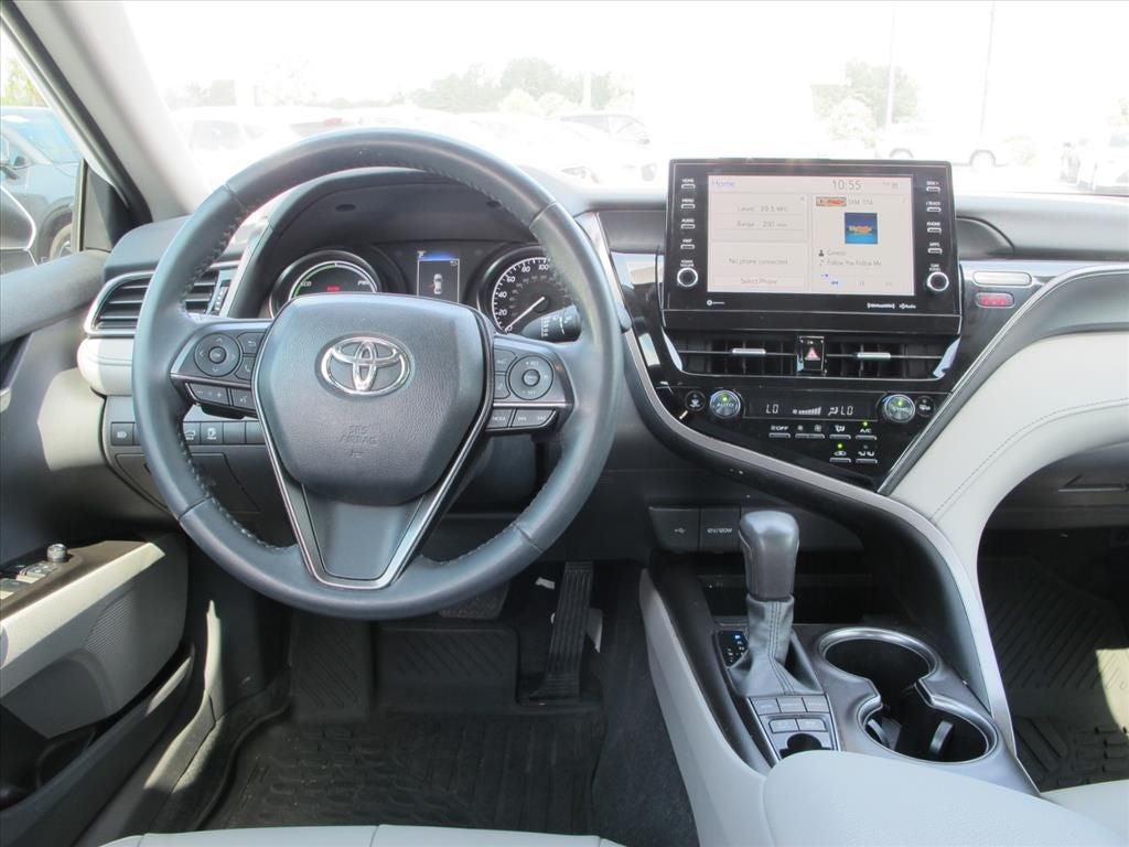 2024 Toyota Camry Hybrid SE