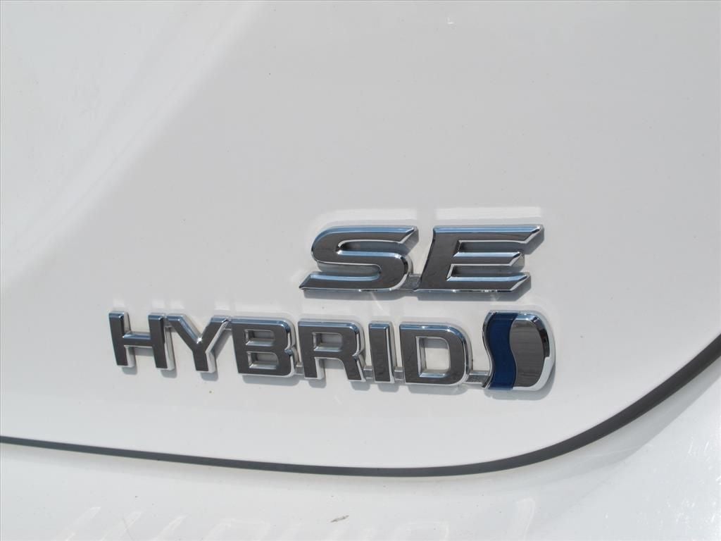 2024 Toyota Camry Hybrid SE