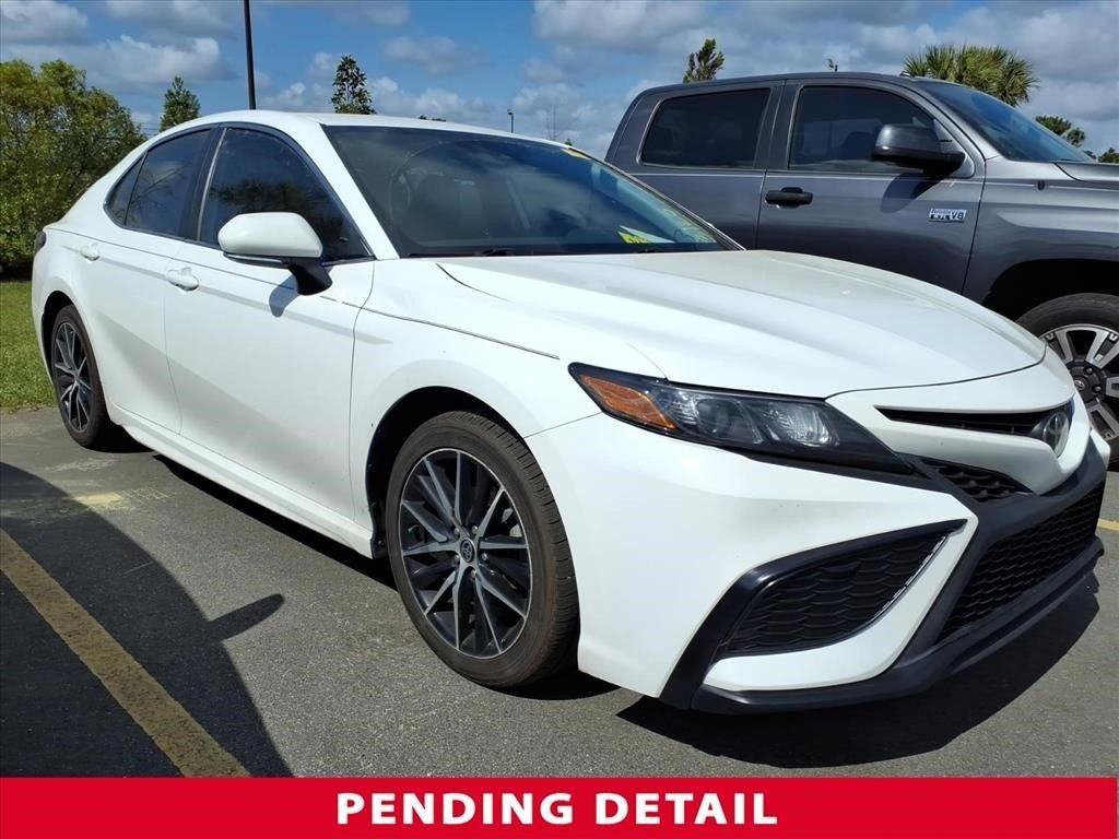 2021 Toyota Camry SE