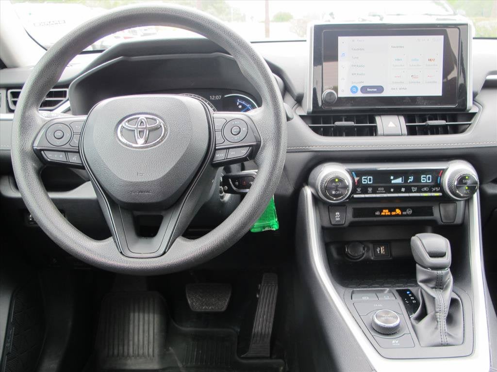 2024 Toyota RAV4 Hybrid LE