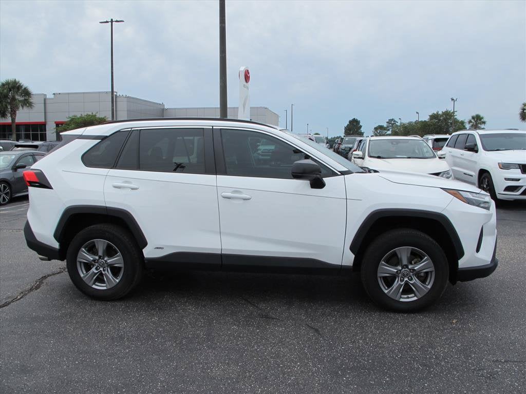 2024 Toyota RAV4 Hybrid LE