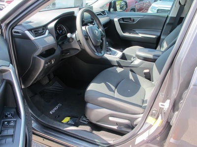 2022 Toyota RAV4 Hybrid LE