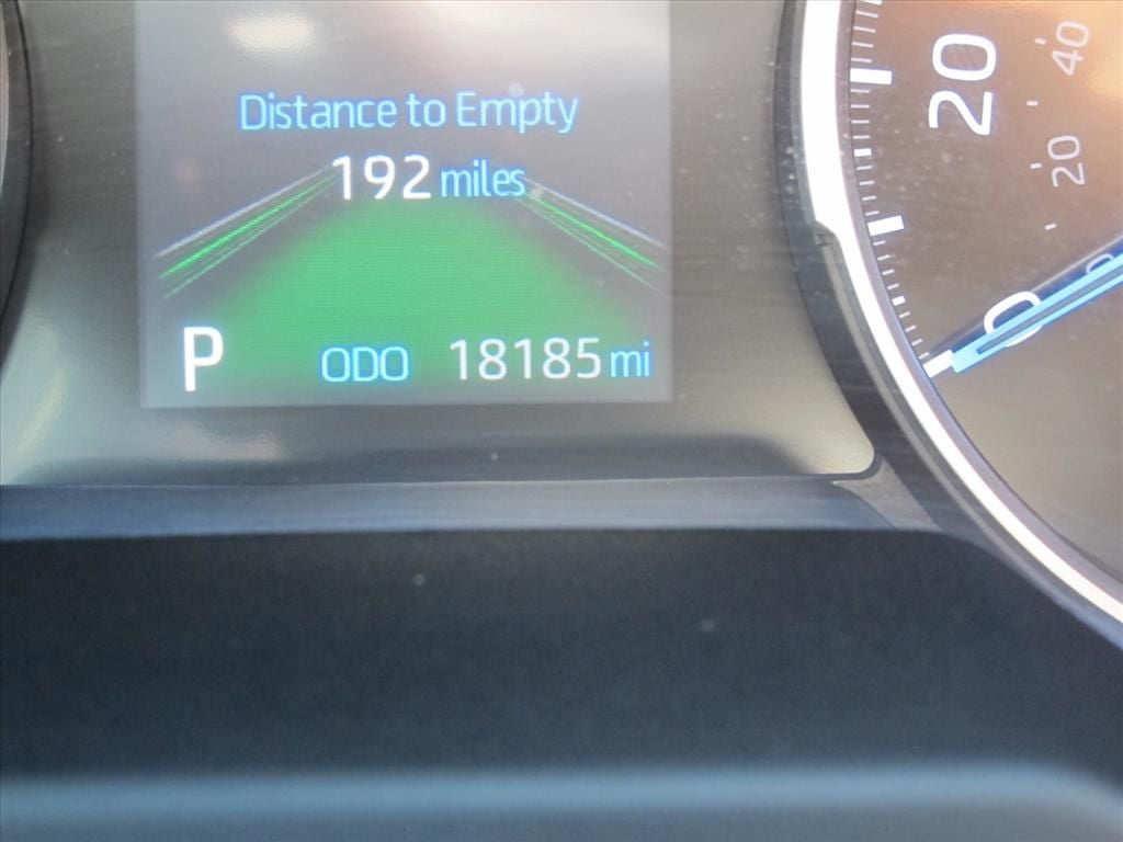 2022 Toyota RAV4 Hybrid LE
