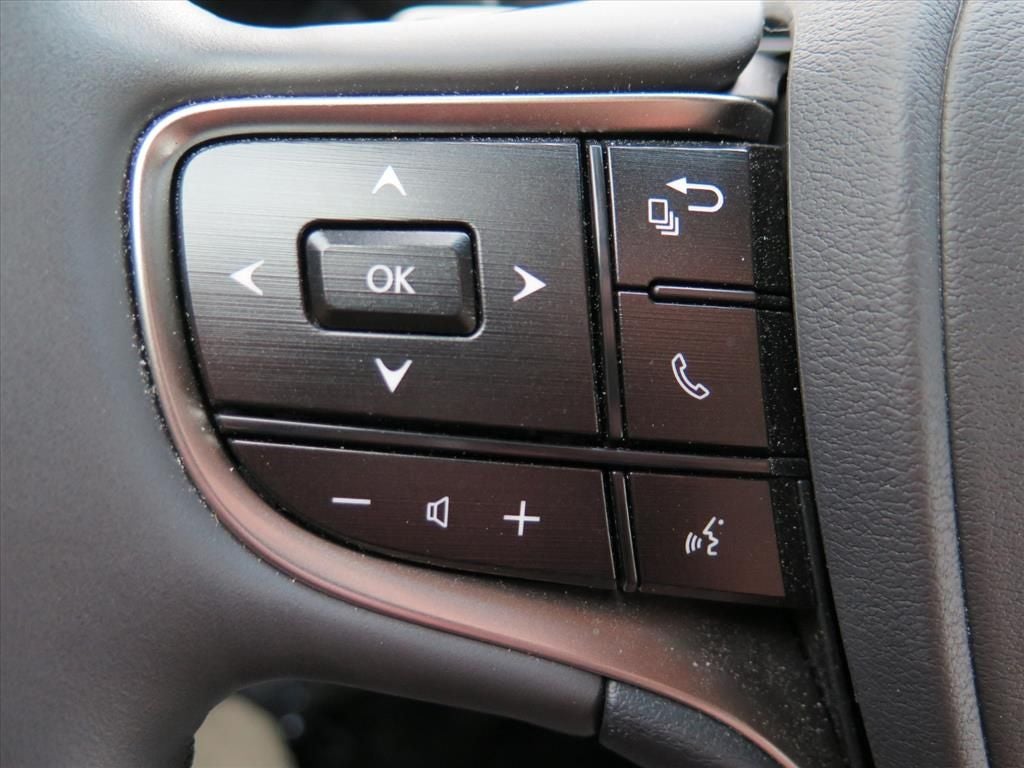 2023 Lexus ES 300h Ultra Luxury