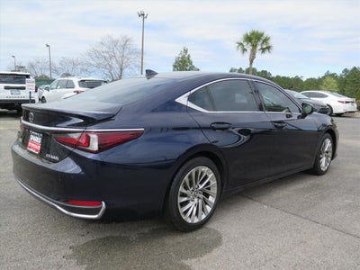 2023 Lexus ES 300h Ultra Luxury