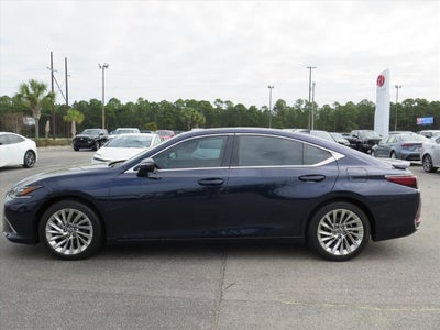 2023 Lexus ES 300h Ultra Luxury