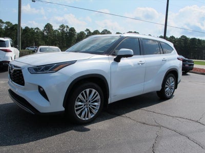2024 Toyota Highlander Hybrid Platinum