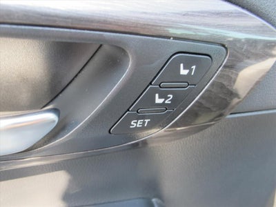2024 Toyota Highlander Hybrid Platinum