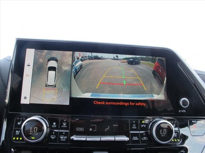 2024 Toyota Highlander Hybrid Platinum